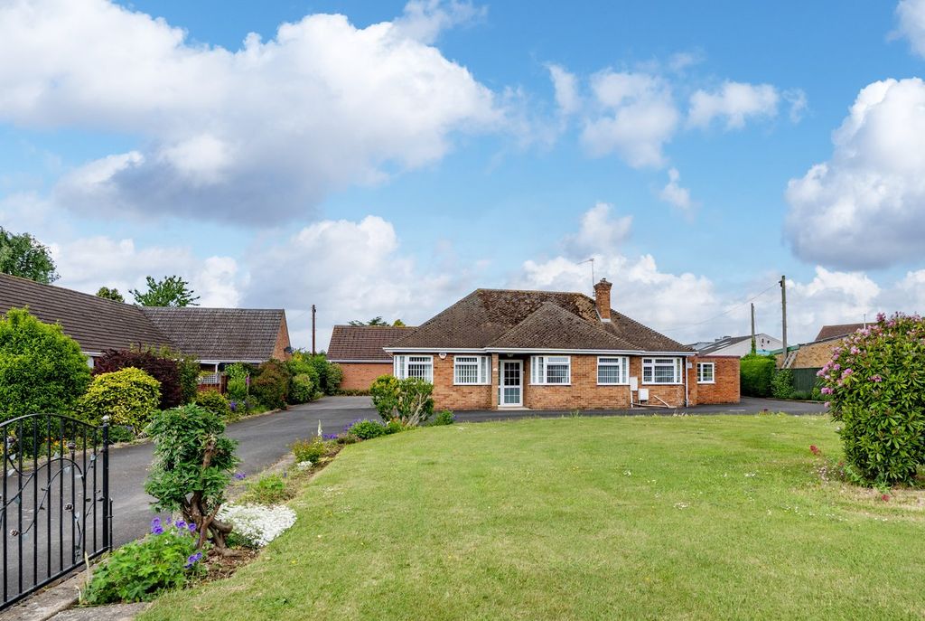 Property photo 1 of 21