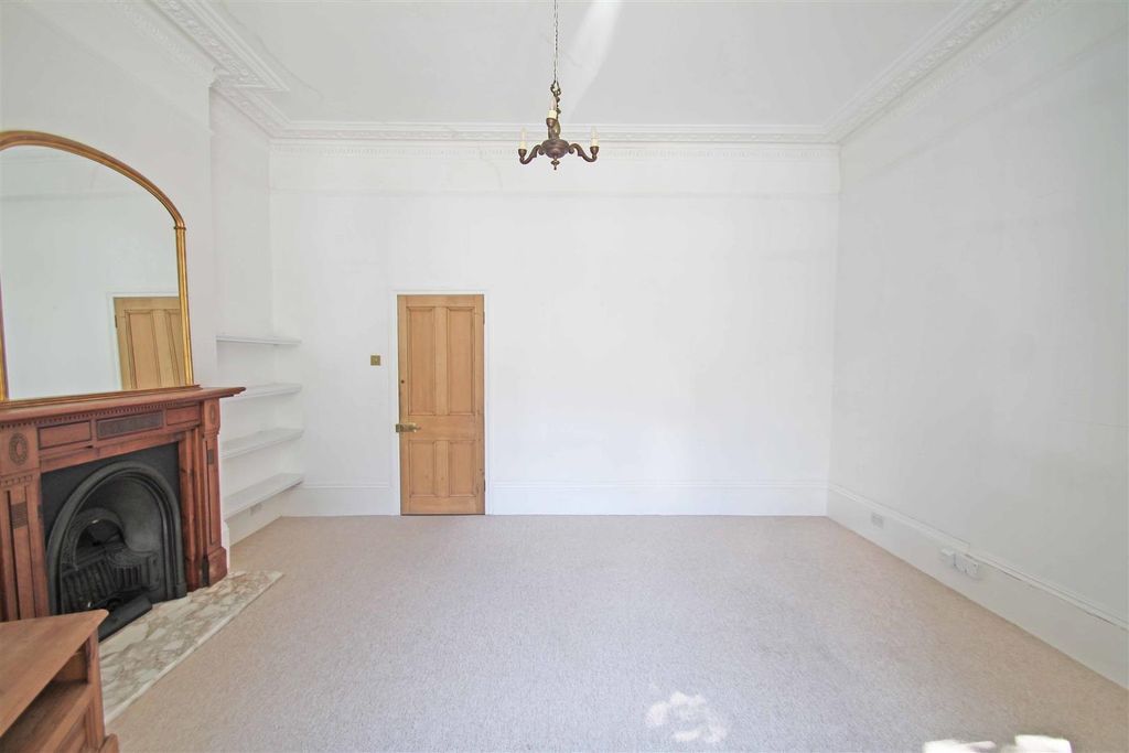 Property photo 3 of 9 Living Room