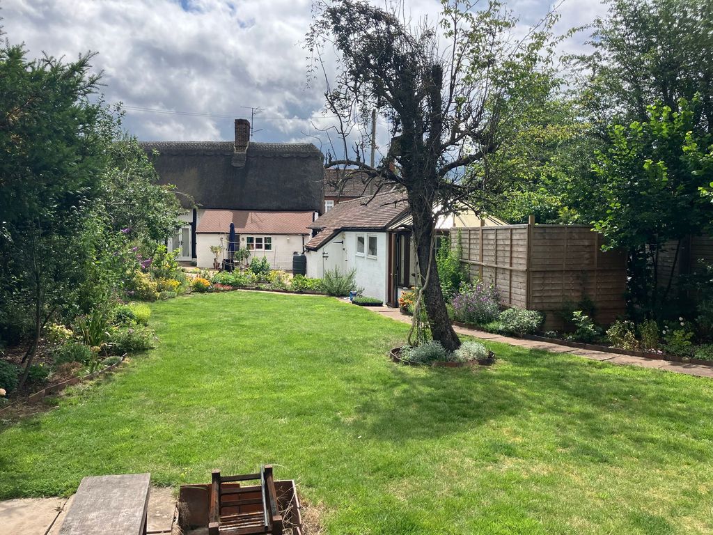 Property photo 3 of 21