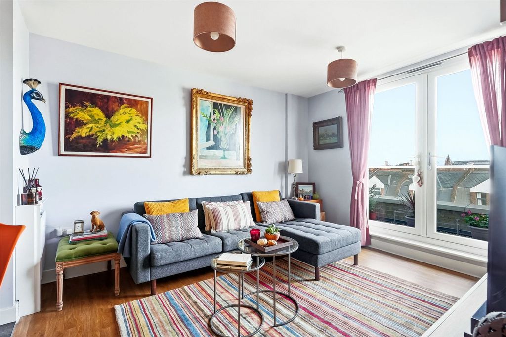 Property photo 2 of 12 Picture No. 15