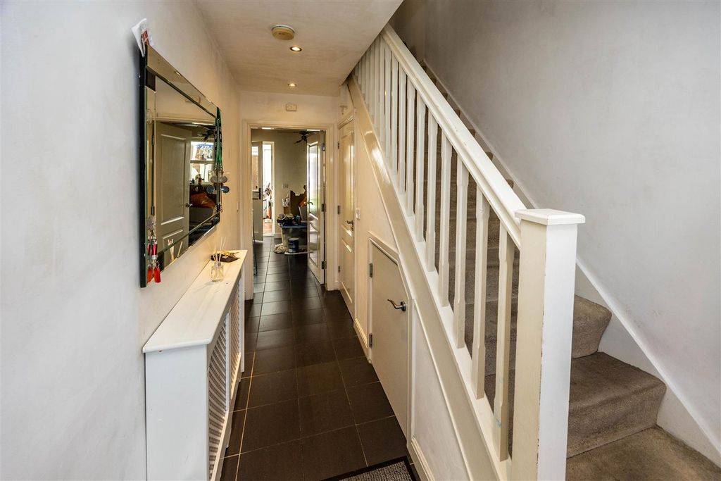 Property photo 3 of 27 22Lhrhudds-080925-17.Jpg
