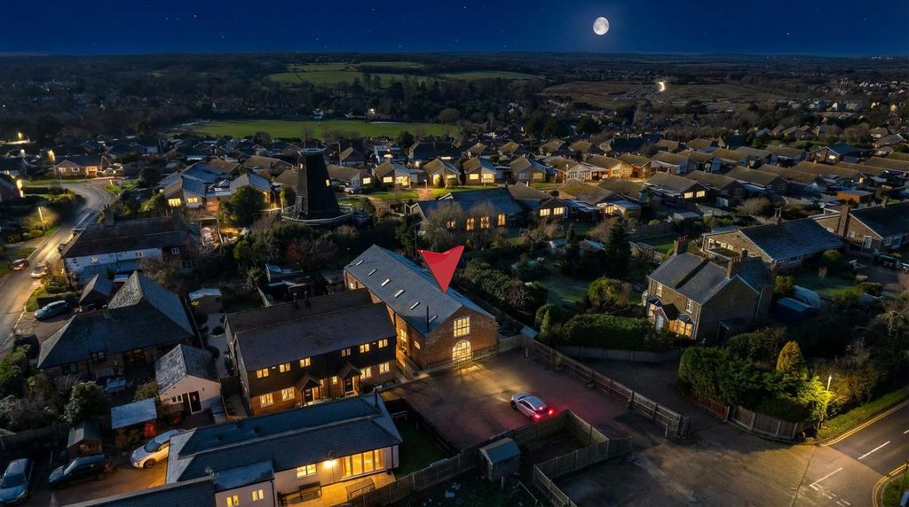 Property photo 2 of 28 7E604010-49F2-4Ff2-9924-7A6E065799F0 1.Png