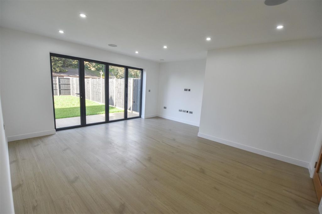 Property photo 2 of 23 Dsc_0652-2.Jpg