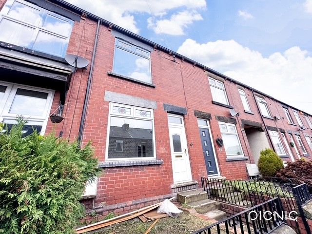 Property photo 2 of 9 Balcony