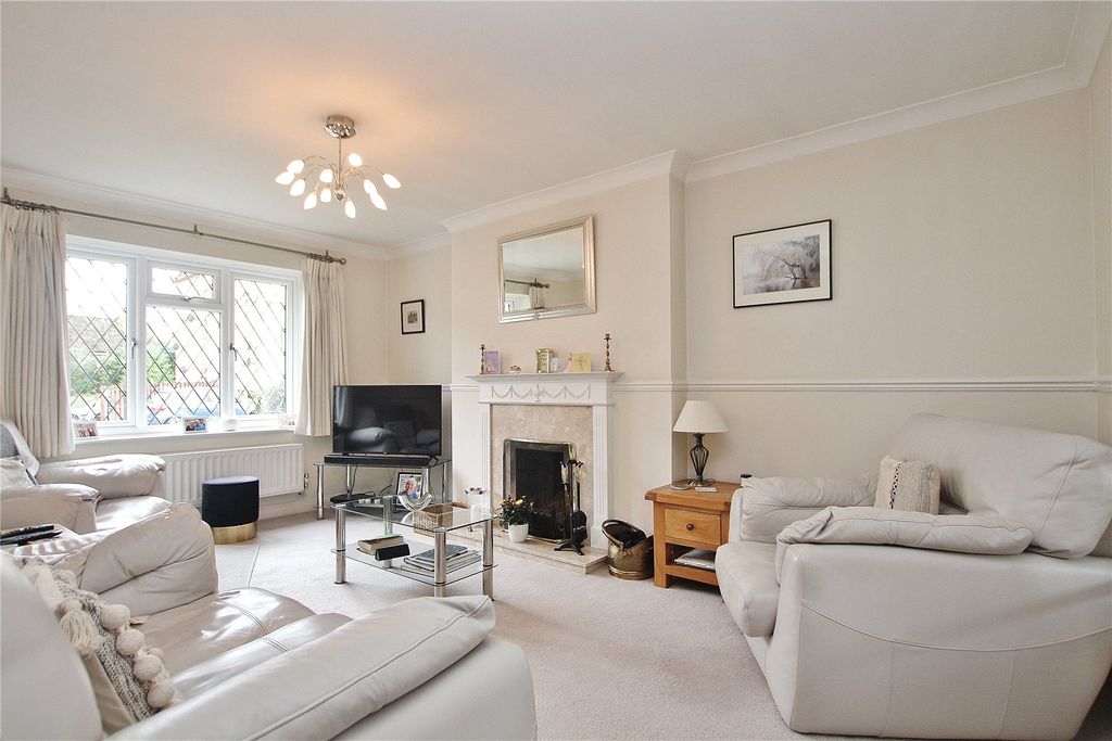 Property photo 2 of 16 Picture No. 05