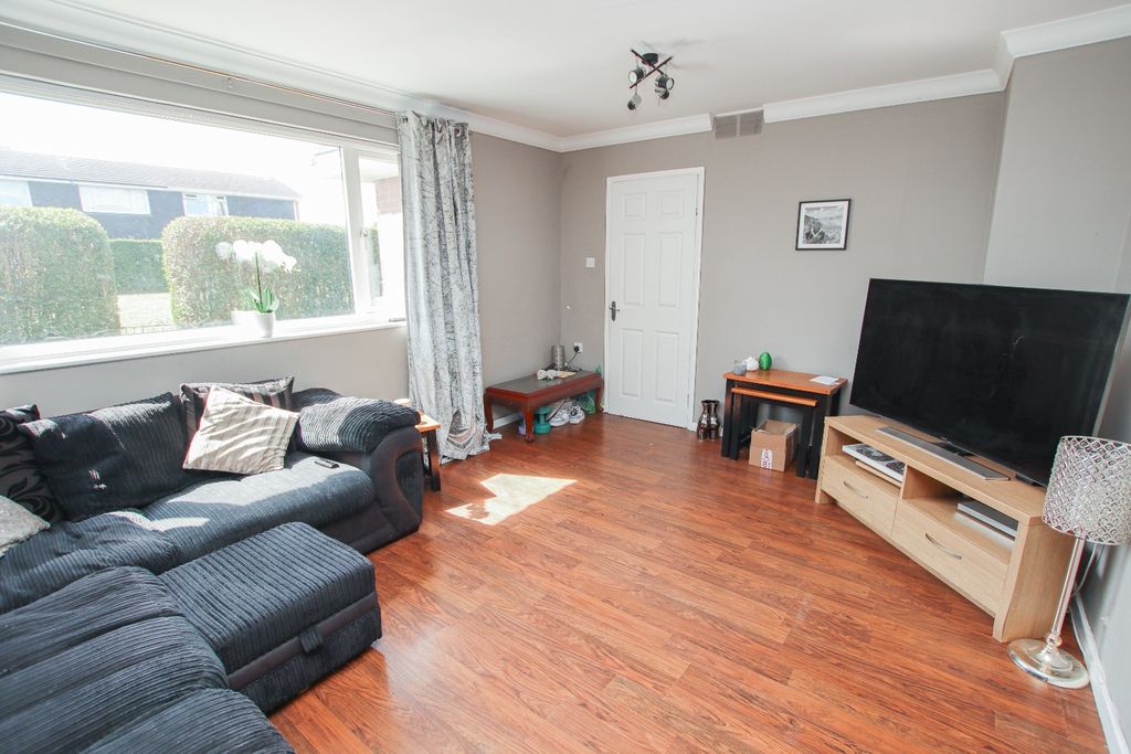 Property photo 3 of 15 4452452