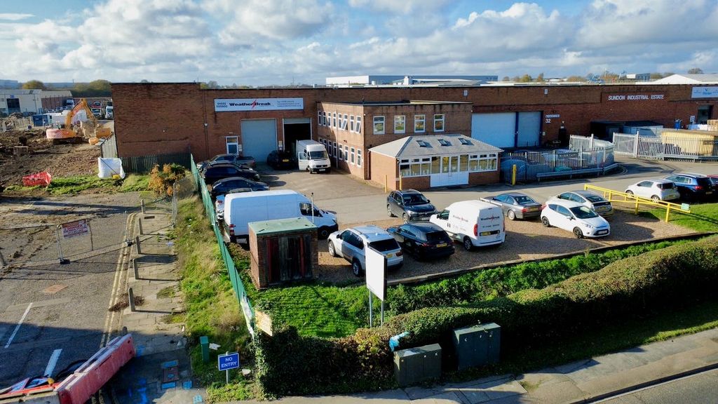 Property photo 1 of 6 Dji_Fly_20251113_114726_357_1763035390491_Photo_Optimized.Jpeg