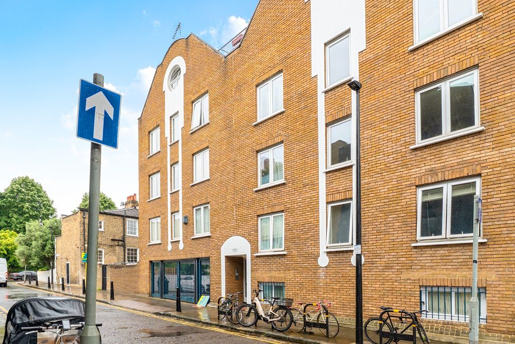 Property photo 1 of 16 5025160