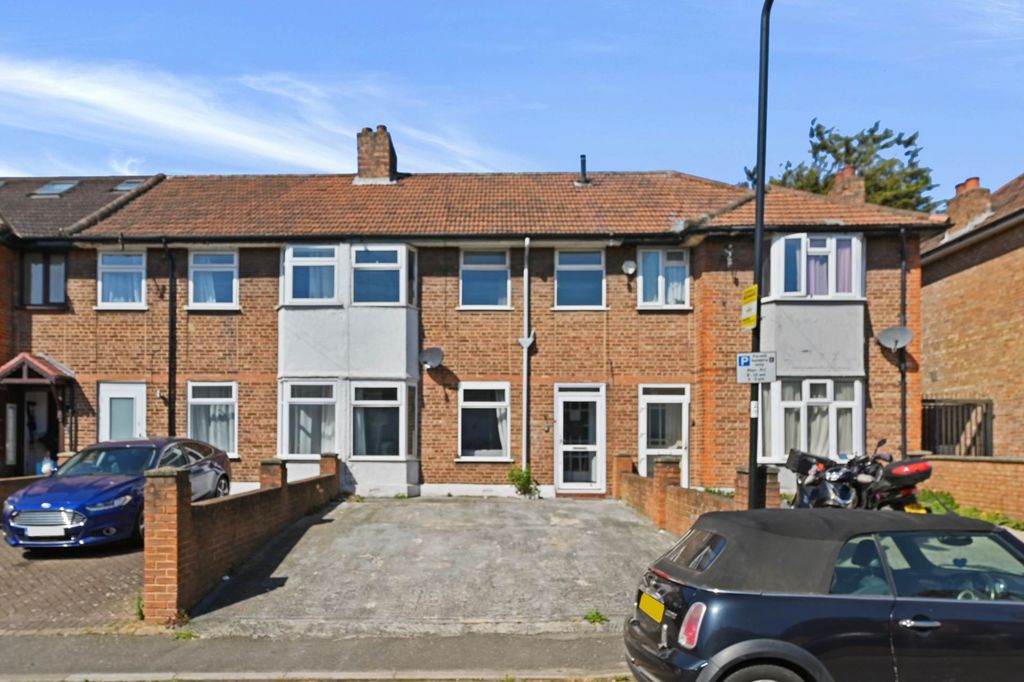 Property photo 1 of 12