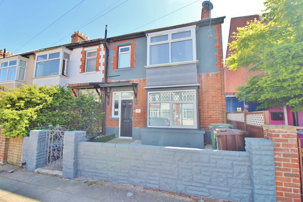 Property photo 1 of 21