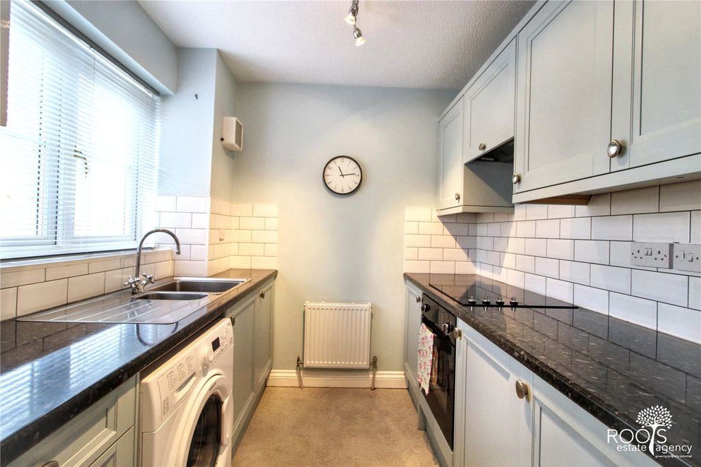 Property photo 2 of 10 Picture No. 04