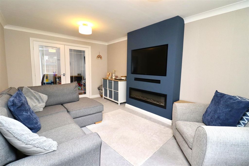 Property photo 2 of 14 Img_5678.Jpg