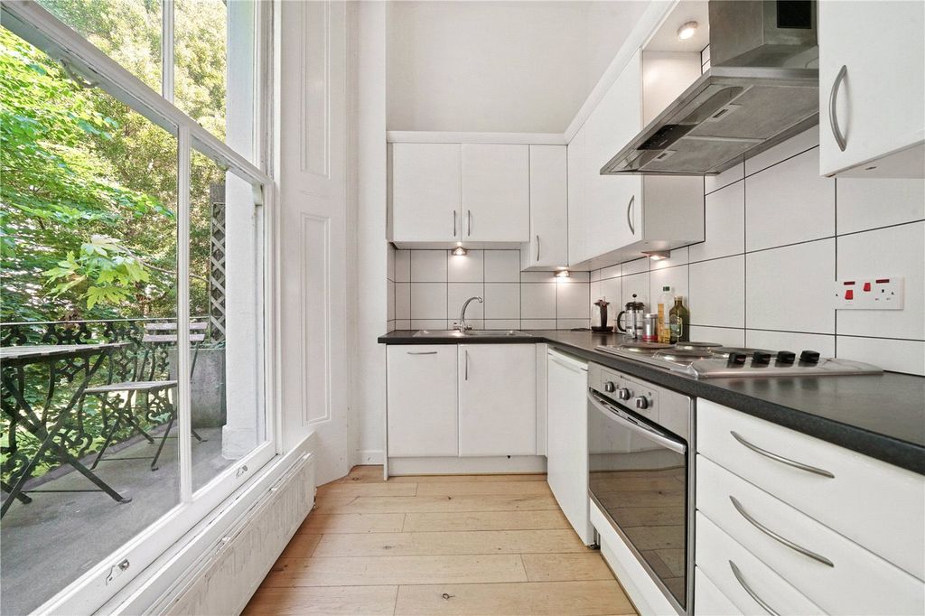 Property photo 3 of 8 Picture No. 04