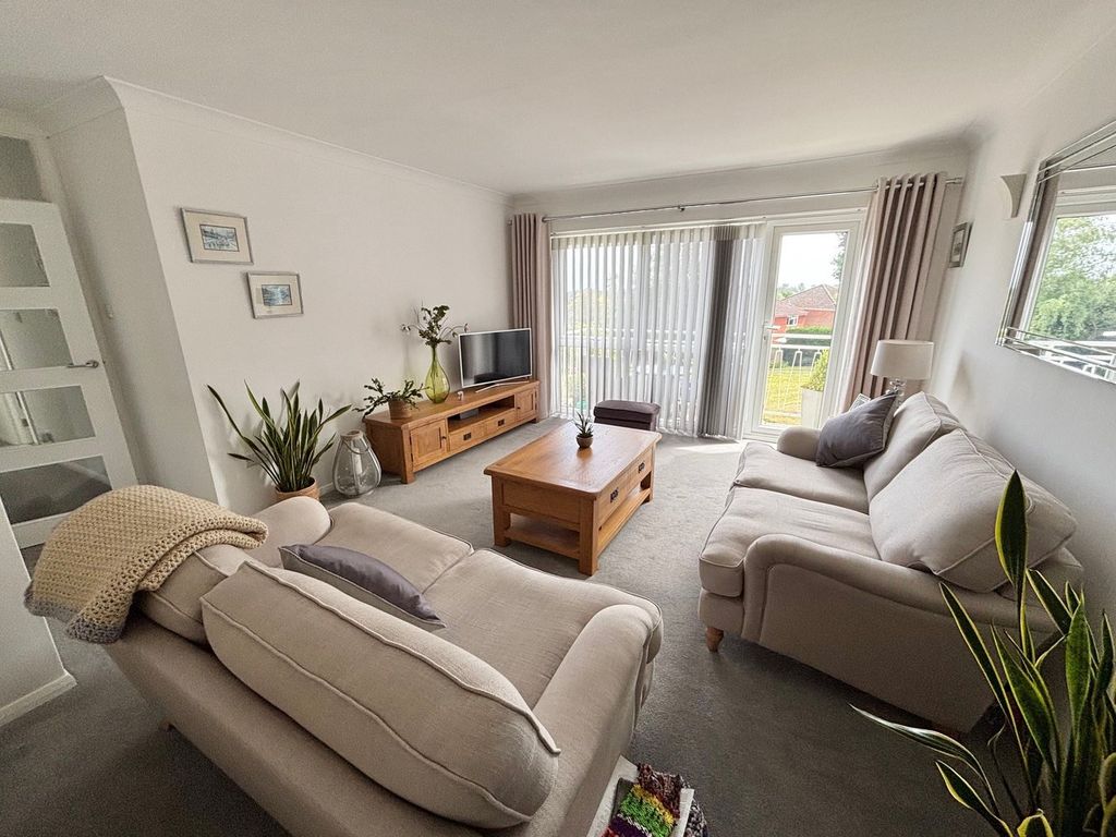 Property photo 2 of 15