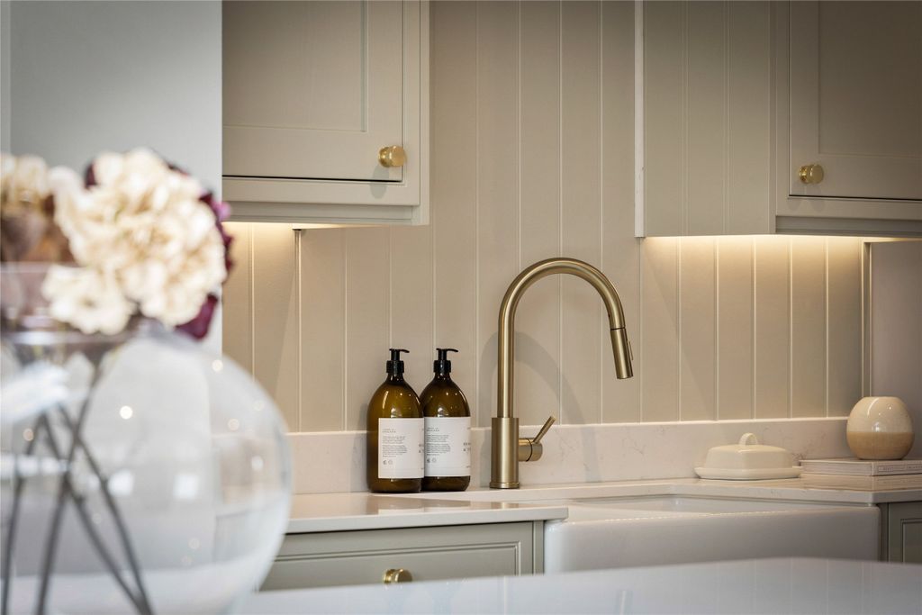 Additional image 12 of 4 bed detached house for saleBowerland Lane, Lingfield, Surrey RH7