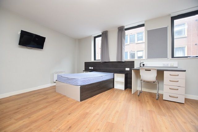 Property photo 1 of 3