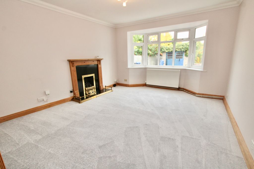 Property photo 3 of 19 Img_8315