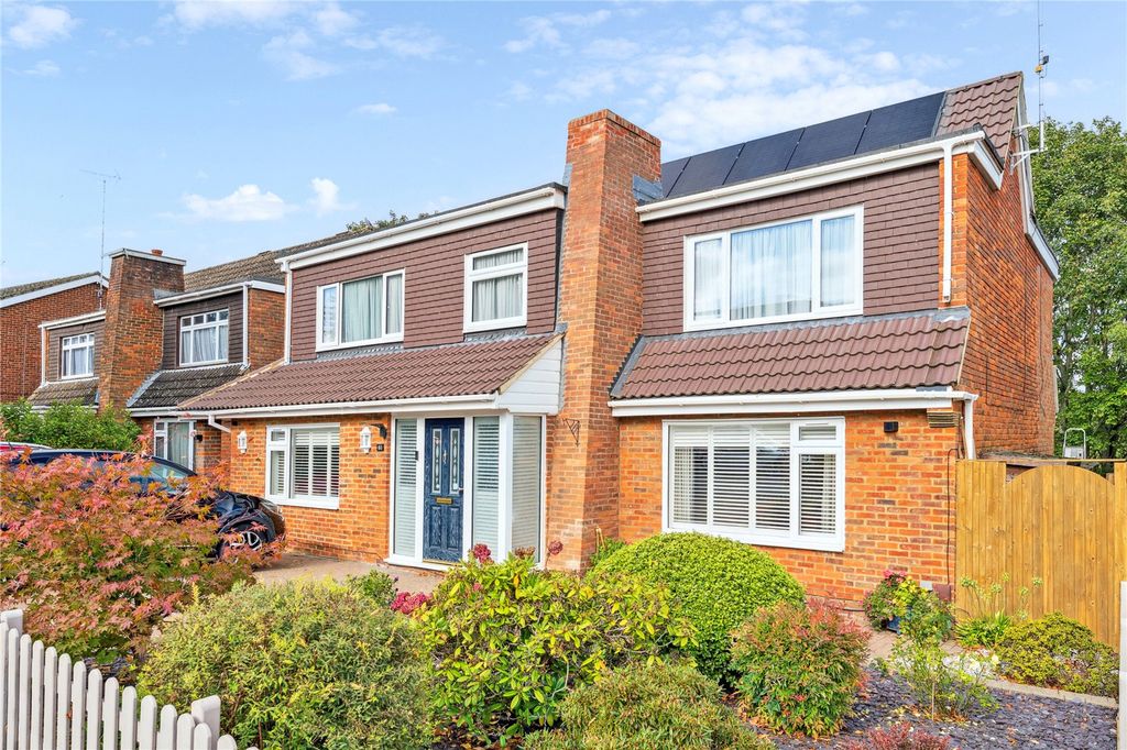 Property photo 1 of 32 Picture No. 05
