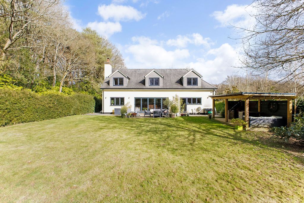 Property photo 1 of 15