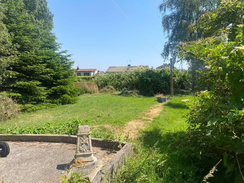 Property photo 2 of 16 Garden