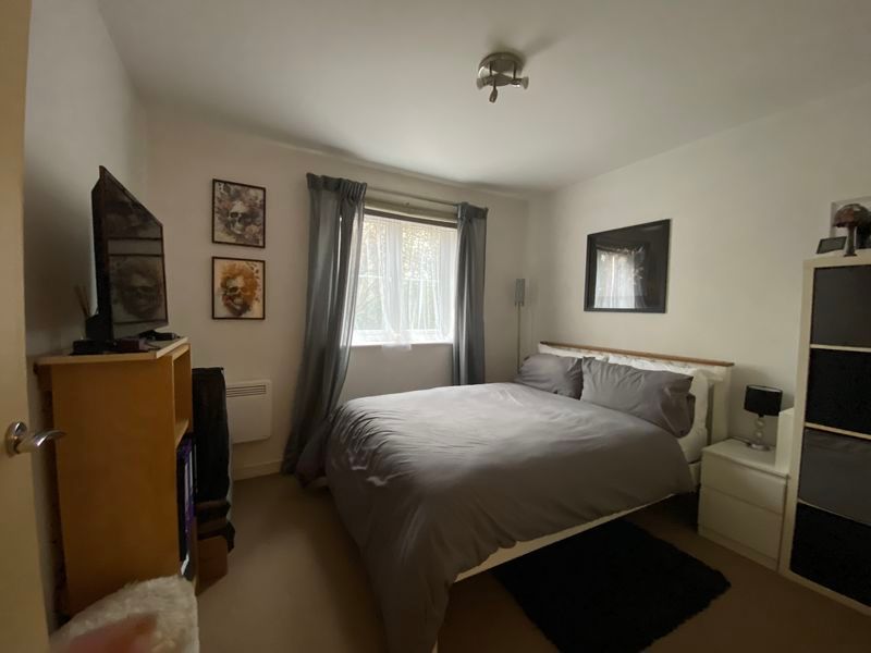 Property photo 3 of 7 Photo 4