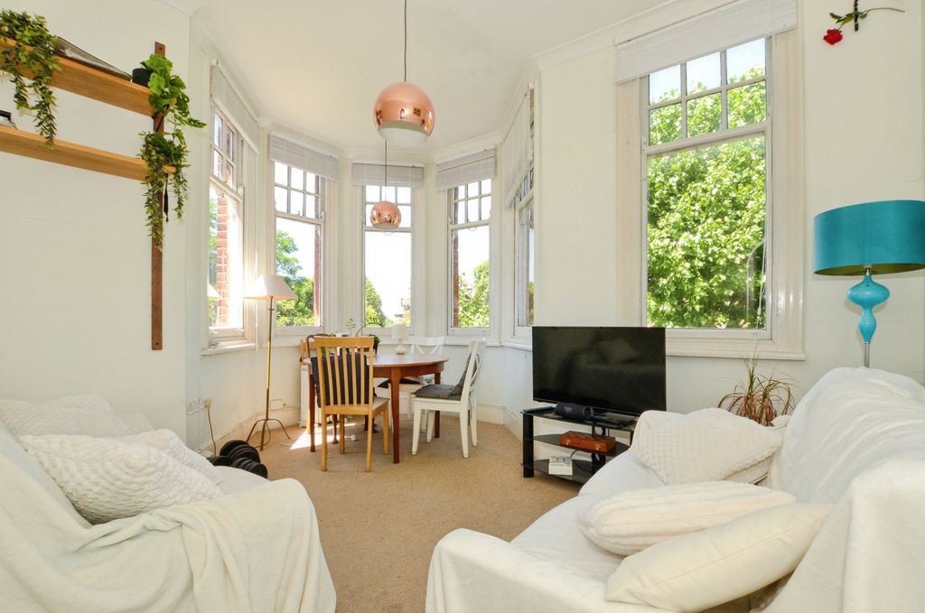 Property photo 2 of 16 Reception Room