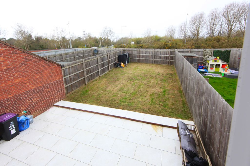 Property photo 2 of 21 Photo 18