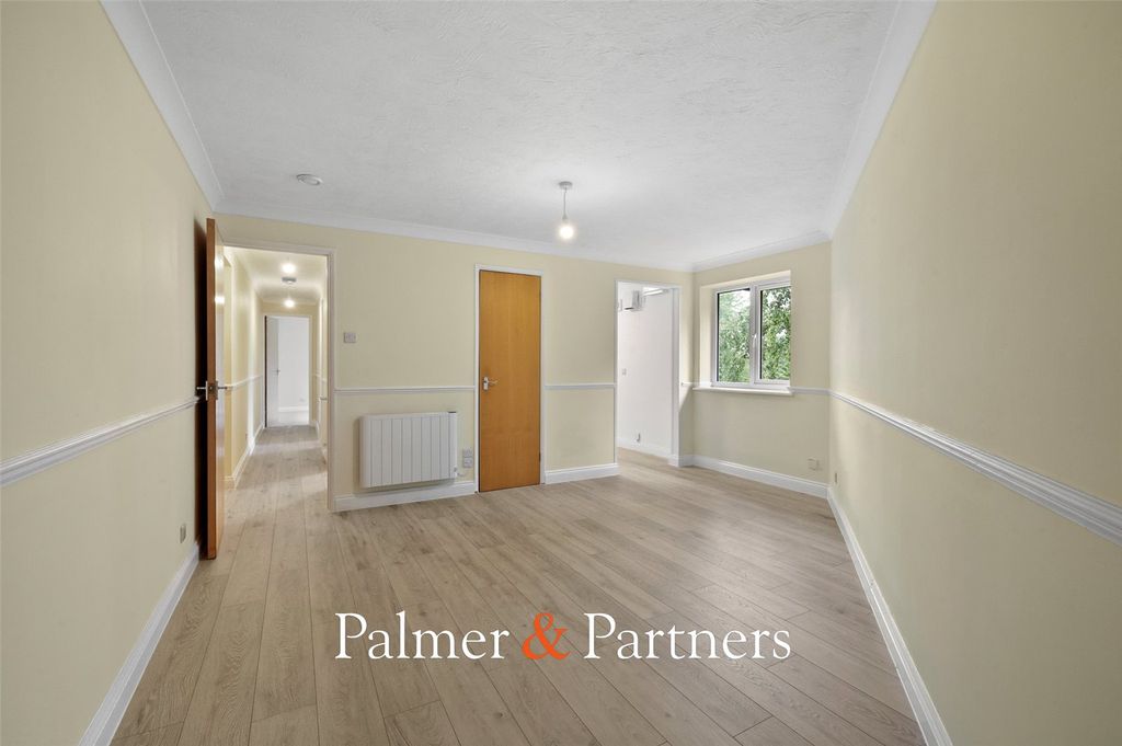 Property photo 3 of 13 Picture No. 05