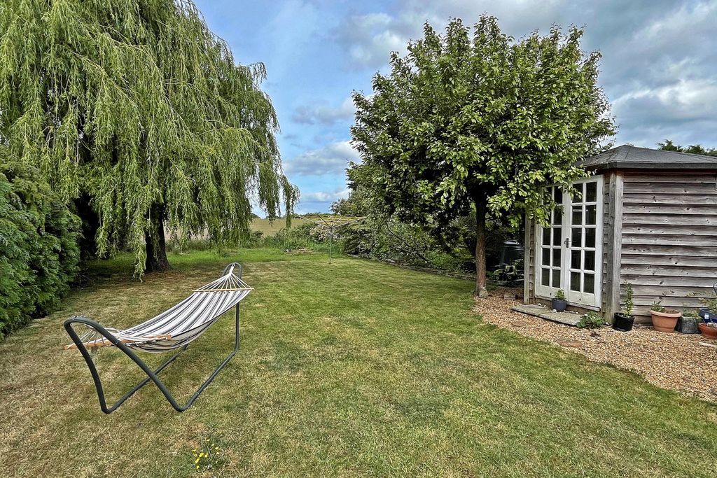 Property photo 2 of 16 5149955