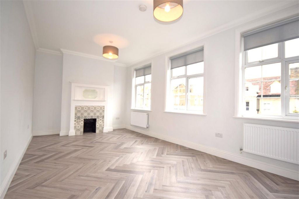 Property photo 3 of 8 Picture No. 03