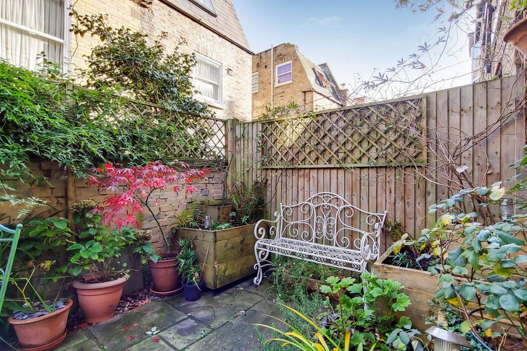 Property photo 3 of 15
