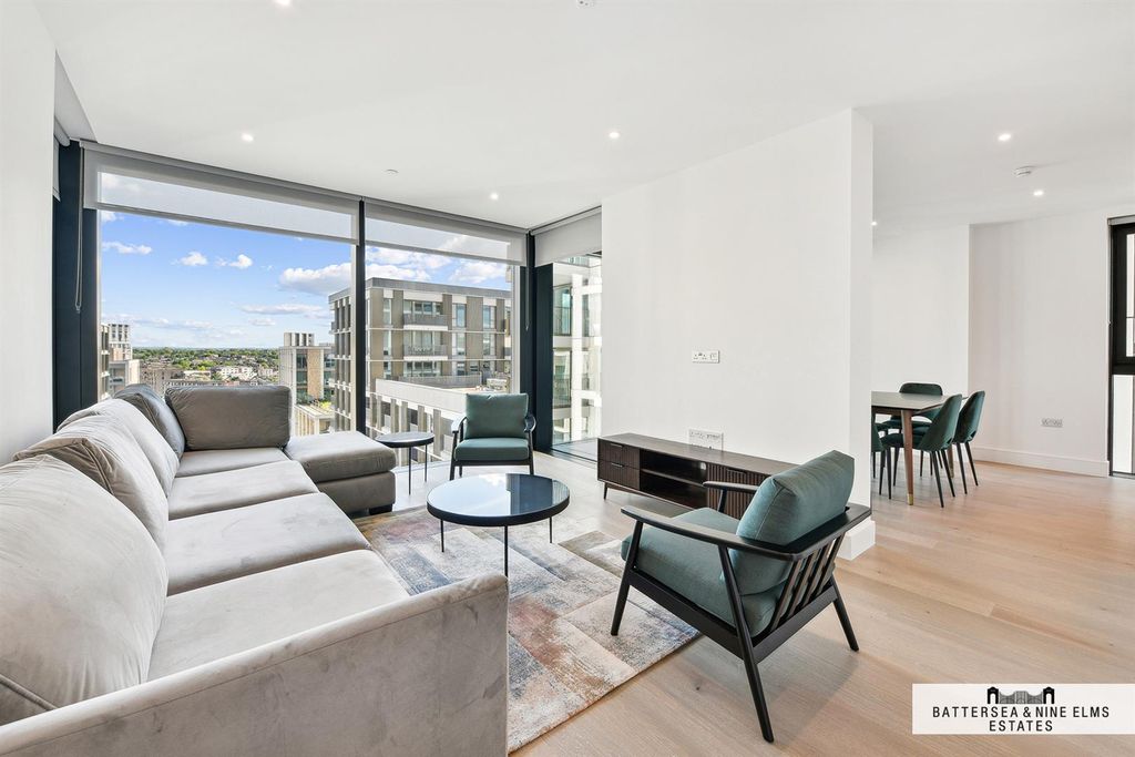 Property photo 1 of 27