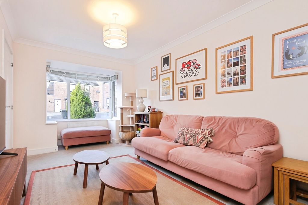 Property photo 3 of 20 Pbox-Img.Jpg