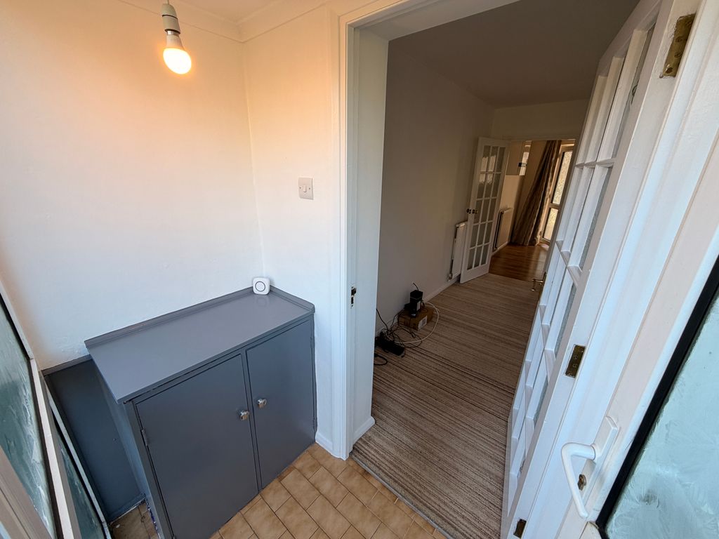Property photo 2 of 21 Image