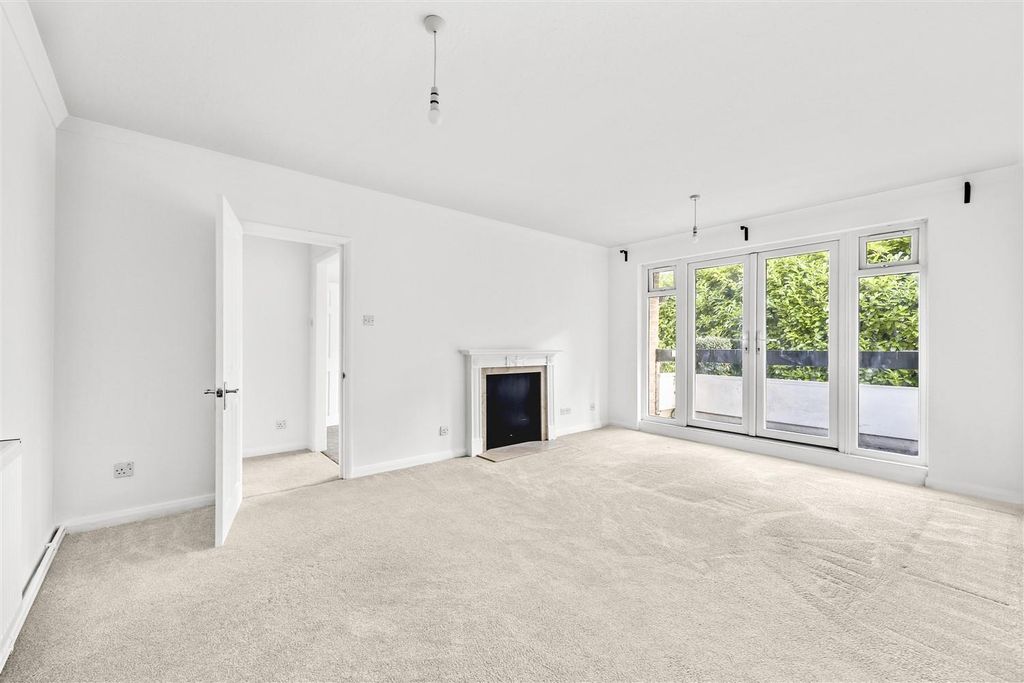 Property photo 3 of 15 4D4A2965.Jpg