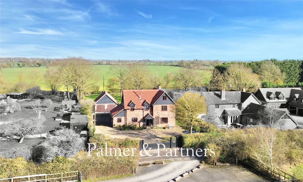 Property photo 1 of 46 Picture No. 08