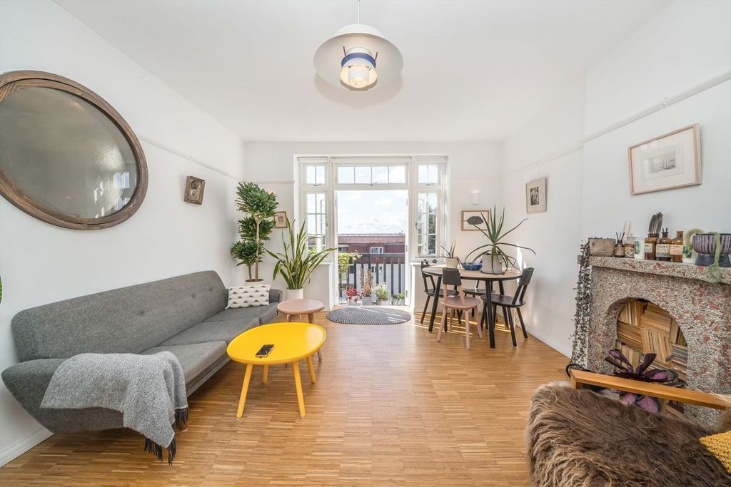 Property photo 2 of 7