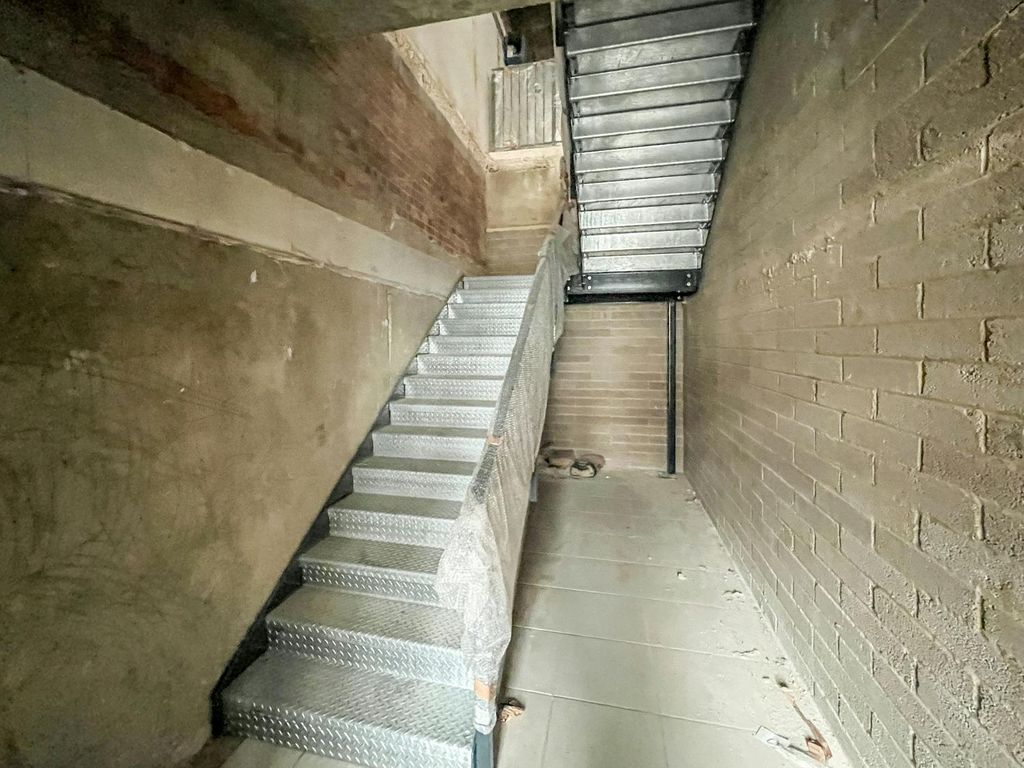 Property photo 3 of 3 Image 3