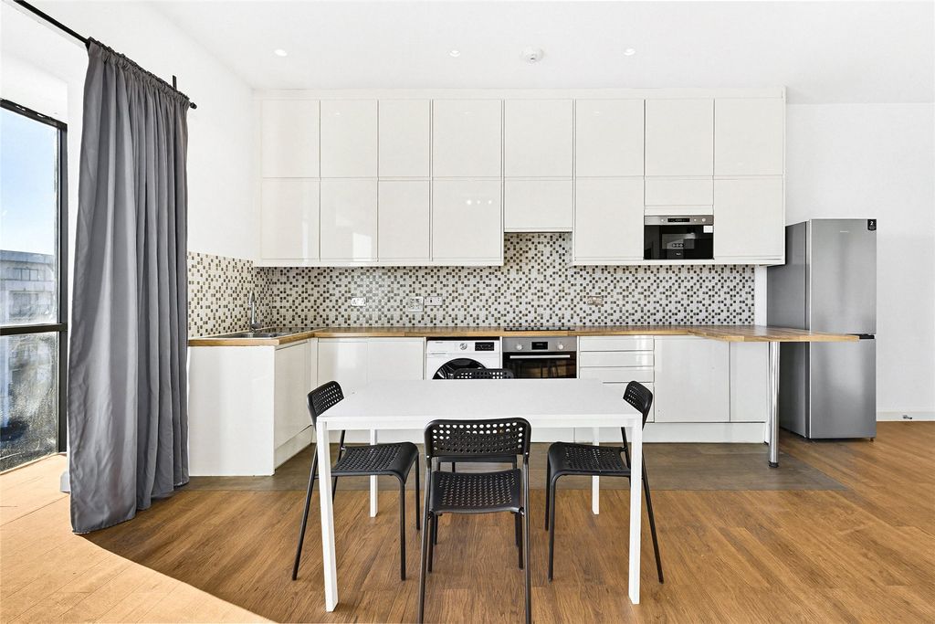 Property photo 2 of 11 Picture No. 05