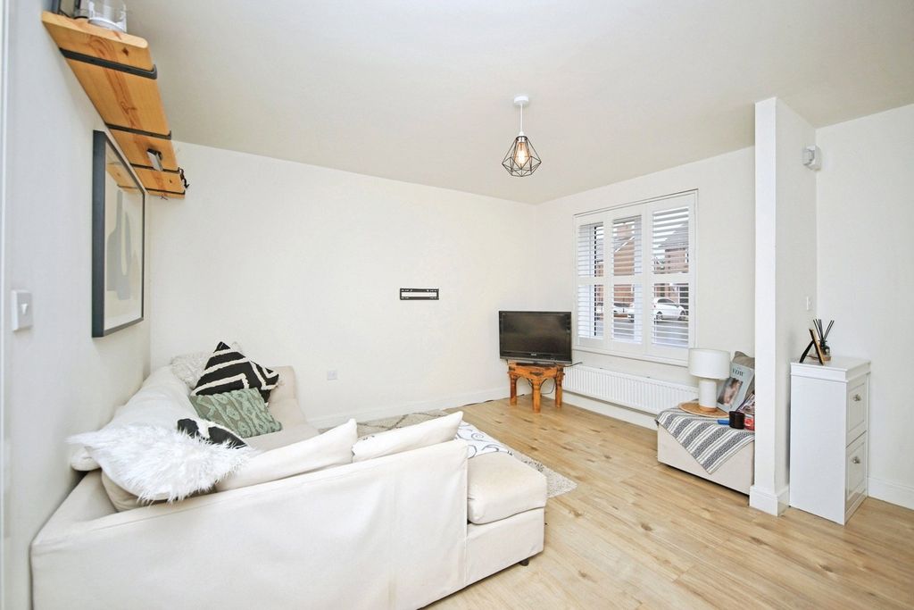 Property photo 2 of 14 Picture No. 02