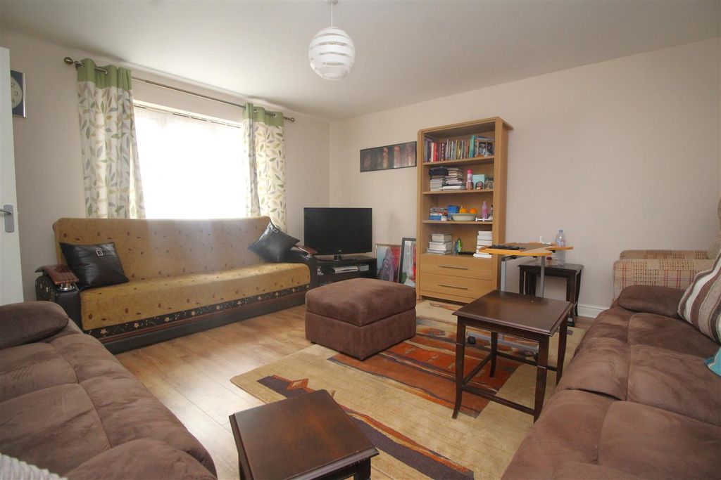 Property photo 3 of 15 Living Room 2.Jpg