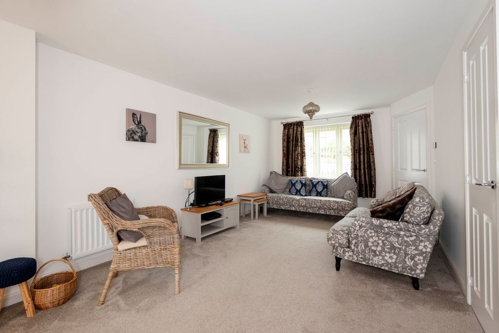 Property photo 3 of 8 Living Room