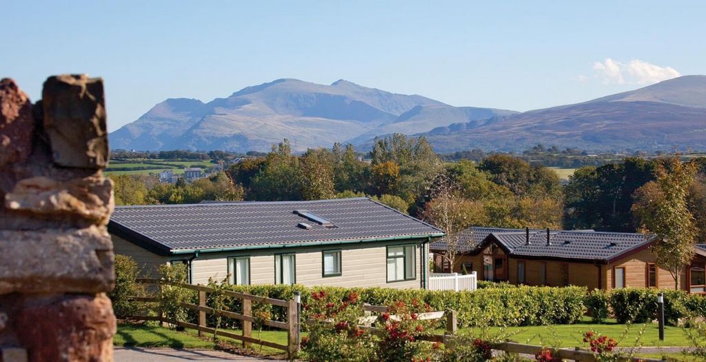 Property photo 3 of 17 Plas Coch Holiday Park Mountain Views Anglesey