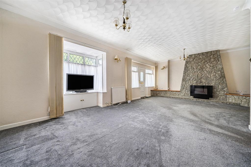 Property photo 3 of 12 Living Room