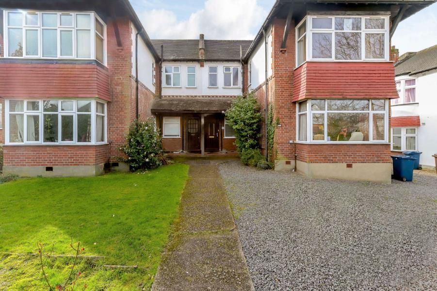 Property photo 1 of 8