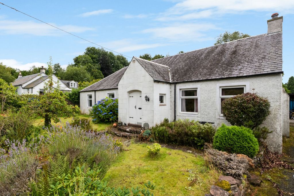 Property photo 1 of 25