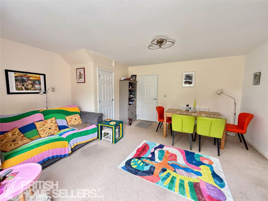 Property photo 3 of 19 Picture No. 04
