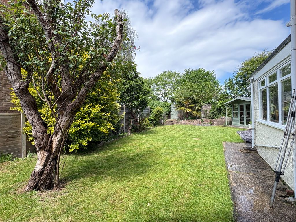 Property photo 3 of 19