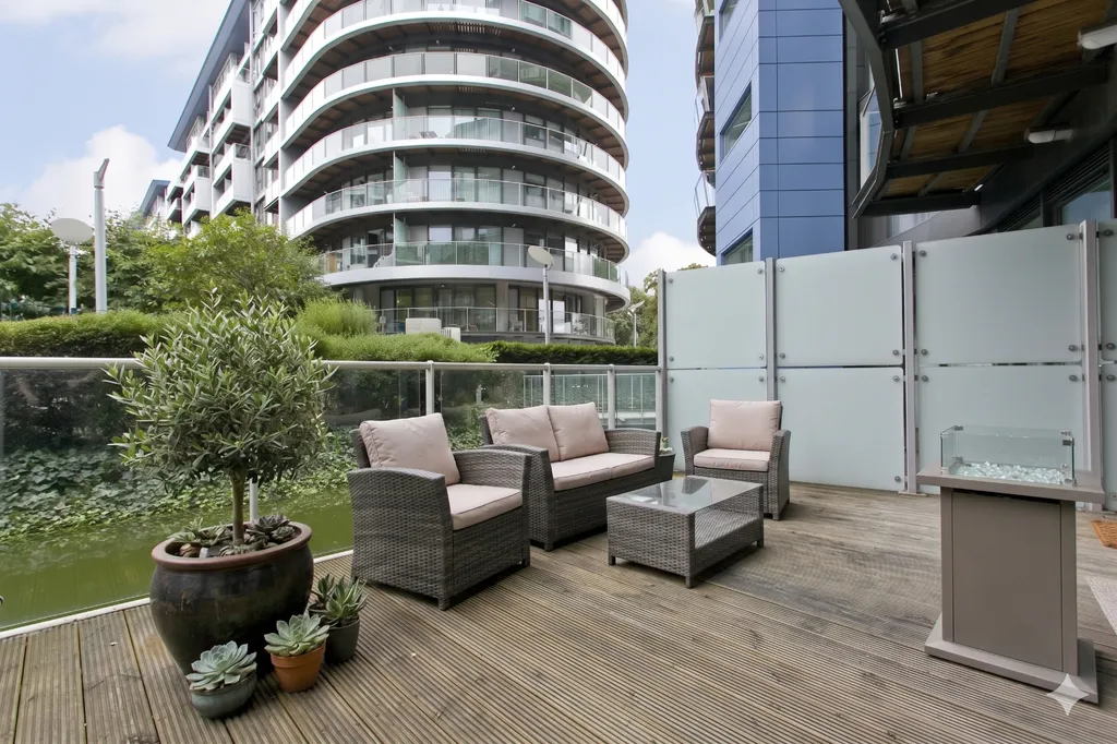 Centurion Building, 376 Queenstown Road, London SW11 - View 6