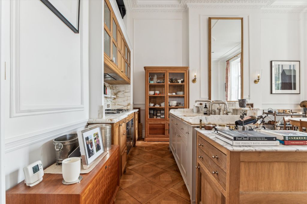 Property photo 3 of 15 Image